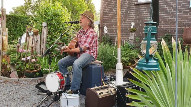 Live-Musik mit Jürgen Brinker